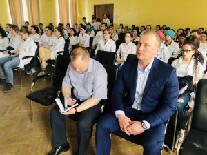 Член общественного совета при УВД по САО Роман Котов вместе с полицейским севера столицы провели профилактическую лекцию в колледже Член общественного совета при УВД по САО Роман Котов вместе с полицейским севера столицы провели профилактическую лекцию в колледже