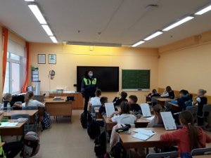 Госавтоинспекция севера столицы провела со школьниками профилактическую беседу Госавтоинспекция севера столицы провела со школьниками профилактическую беседу