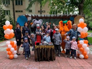 Полицейские севера столицы посетили Центр социальной помощи семьи и детства Полицейские севера столицы посетили Центр социальной помощи семьи и детства