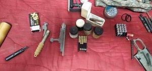 На севере столицы полицейские задержали подозреваемого в незаконном хранении огнестрельного оружия и боеприпасов На севере столицы полицейские задержали подозреваемого в незаконном хранении огнестрельного оружия и боеприпасов