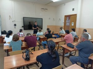 Сотрудники ГИБДД Северного округа провели профилактическую встречу с родителями школьников Сотрудники ГИБДД Северного округа провели профилактическую встречу с родителями школьников