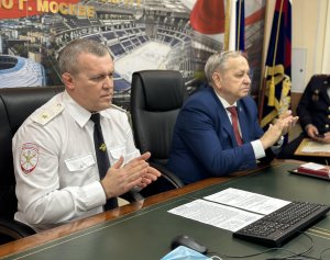 Руководство УВД Северного округа поздравило личный состав с профессиональным праздником Руководство УВД Северного округа поздравило личный состав с профессиональным праздником