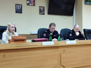 Члены Общественного совета при УВД по САО приняли участие в подведении итогов работы в территориальных подразделениях Члены Общественного совета при УВД по САО приняли участие в подведении итогов работы в территориальных подразделениях