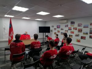 Член Общественного совета при УВД по САО Владимир Носов встретился с ребятами из Волонтерской Роты Член Общественного совета при УВД по САО Владимир Носов встретился с ребятами из Волонтерской Роты
