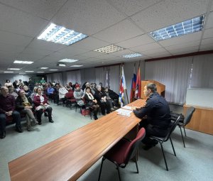 Руководство ОМВД России по району Западное Дегунино провело профилактическое мероприятие для пожилых людей Руководство ОМВД России по району Западное Дегунино провело профилактическое мероприятие для пожилых людей